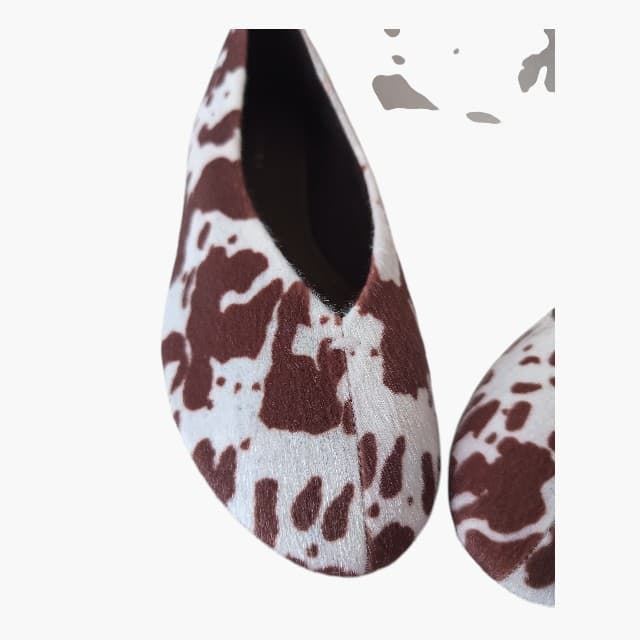 Bailarinas Corina Cow Print. - Imagen 3