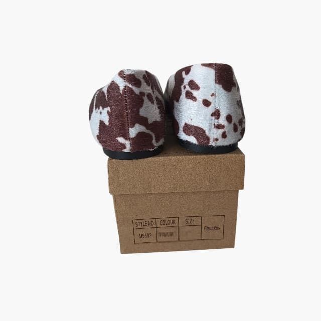 Bailarinas Corina Cow Print. - Imagen 7