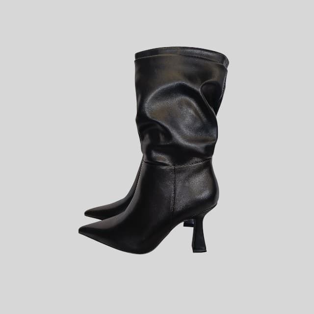 Botas Slouchy 'Glam' Negras Virucci con Tacón Escultural y Punta Afilada. - Imagen 3