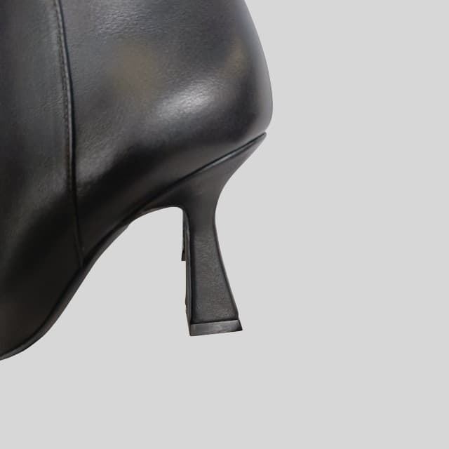 Botas Slouchy 'Glam' Negras Virucci con Tacón Escultural y Punta Afilada. - Imagen 7