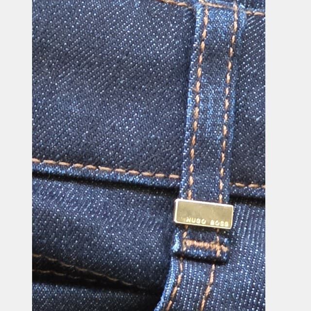 Jeans Hugo Boss Nelin Talla 28 - Straigth Mid Rise - Mujer - Imagen 4